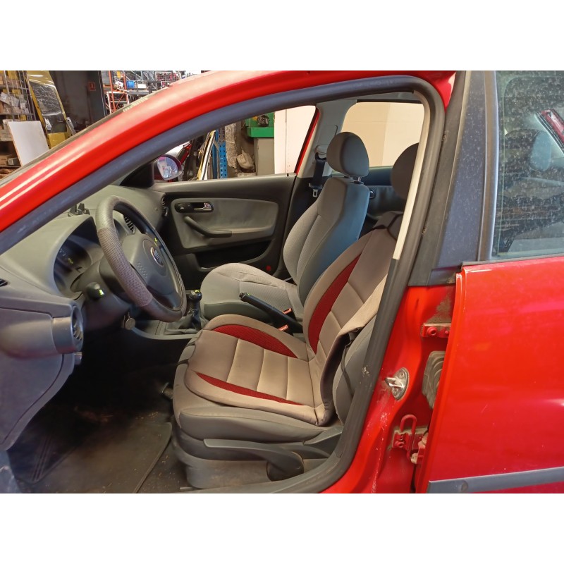SEAT IBIZA III (6L1) - imagen 4