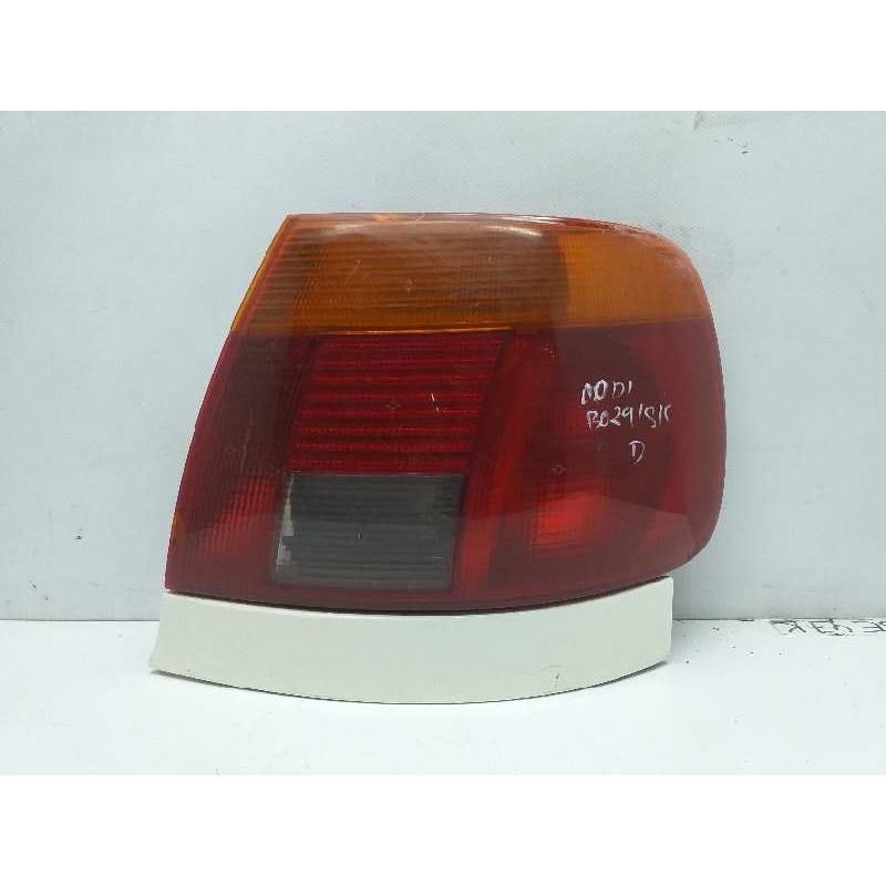 PILOTO TRASERO DERECHO 8D0945112A  - imagen 1