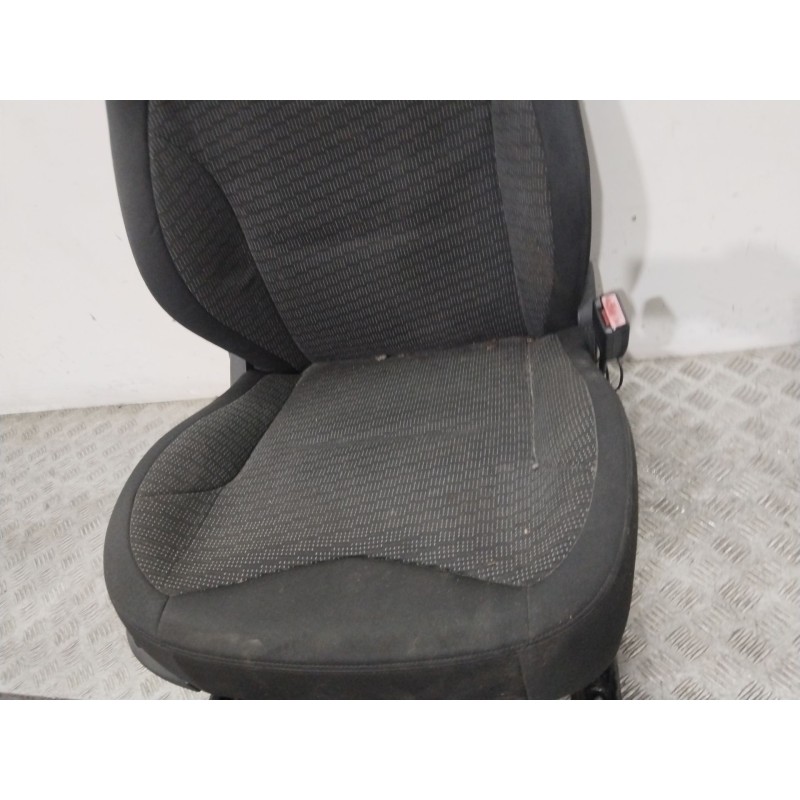 ASIENTO DELANTERO DERECHO  - imagen 2