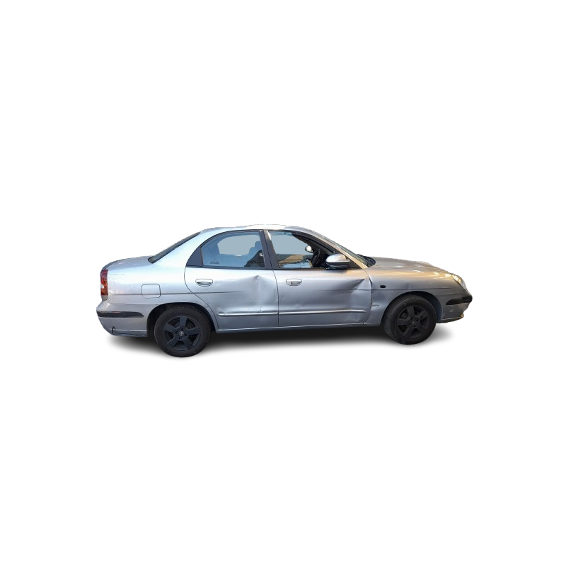 DAEWOO NUBIRA SEDÁN (J100) - imagen 1