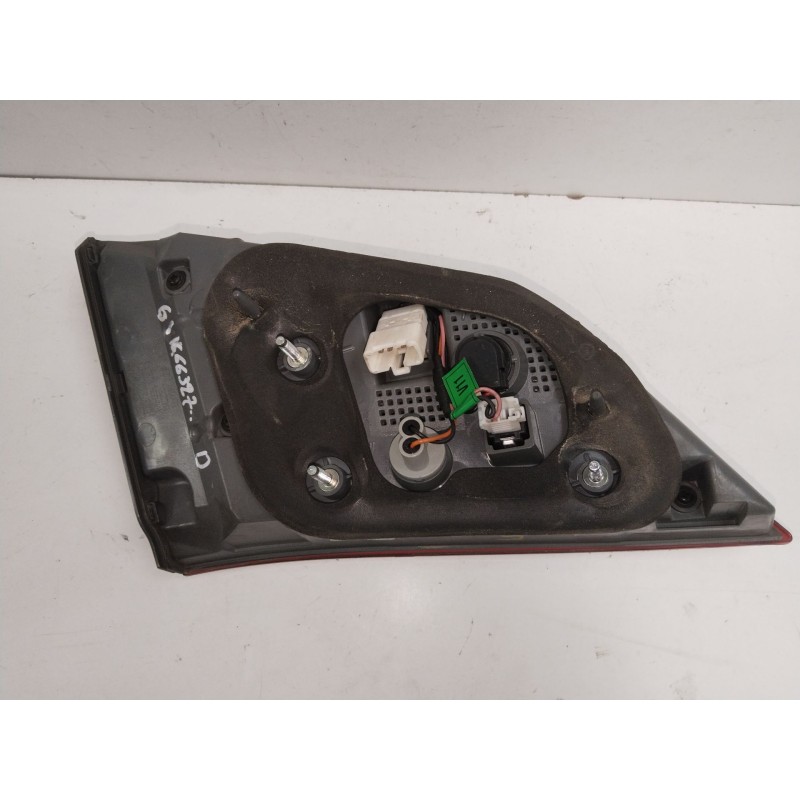 PILOTO PORTON TRASERO DERECHO 924403Z600  - imagen 4