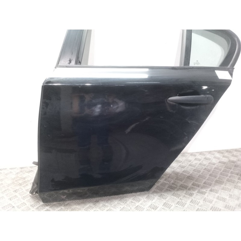 PUERTA TRASERA IZQUIERDA NEGRO  - imagen 2