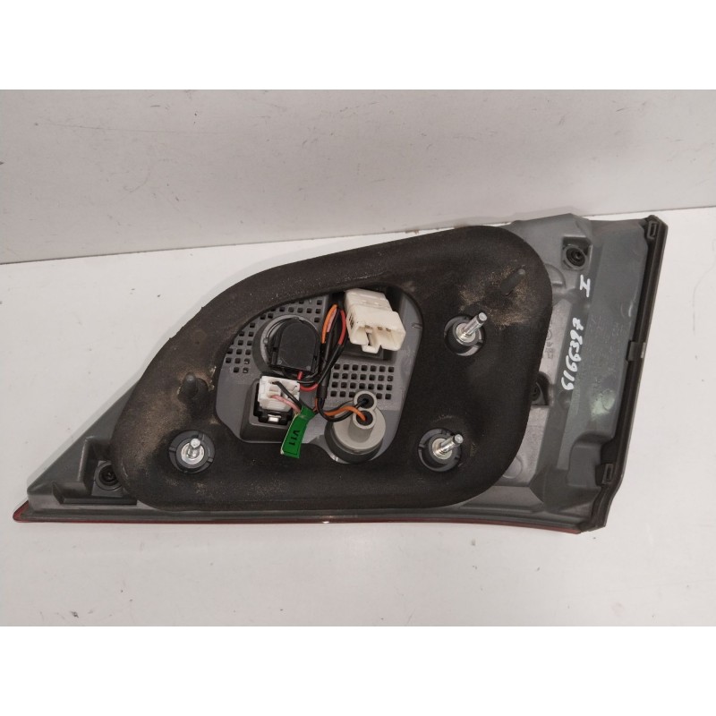 PILOTO PORTON TRASERO IZQUIERDO 924303Z600  - imagen 4