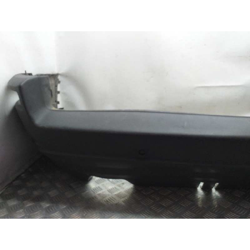 PARAGOLPES TRASERO NEGRO  - imagen 2