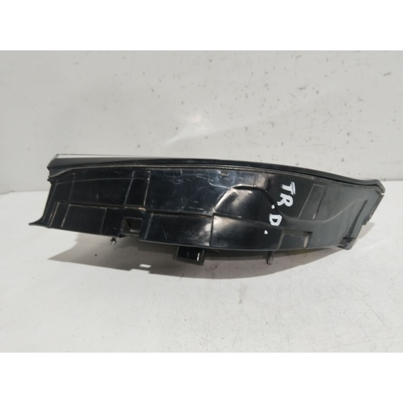 PILOTO PORTON TRASERO DERECHO 150208900B  - imagen 3
