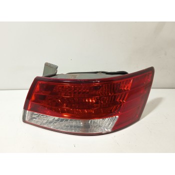 PILOTO TRASERO DERECHO 924023K010 