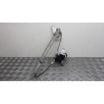 ELEVALUNAS TRASERO IZQUIERDO 82701AV610 