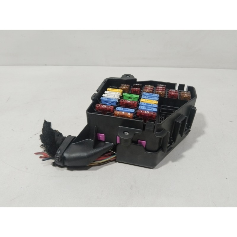 CAJA RELES / FUSIBLES 8D1941824  - imagen 1