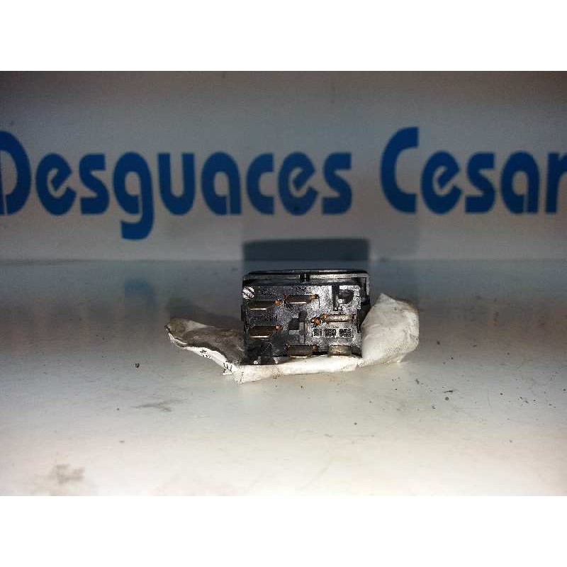 MANDO ELEVALUNAS DELANTERO DERECHO  - imagen 2