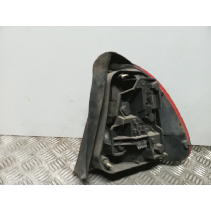 PILOTO TRASERO IZQUIERDO  - imagen 2