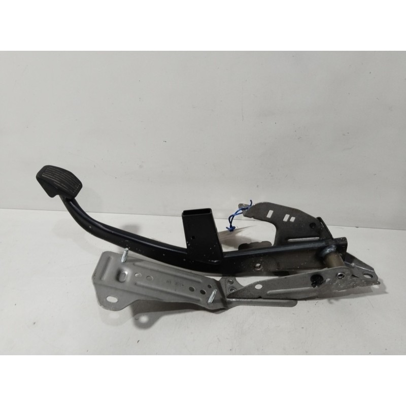 PEDAL FRENO AV612467AF  - imagen 1