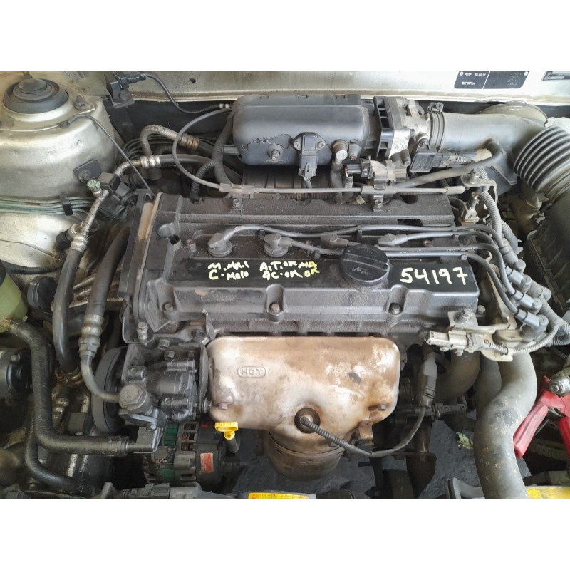 HYUNDAI ELANTRA III SEDÁN (XD) - imagen 2