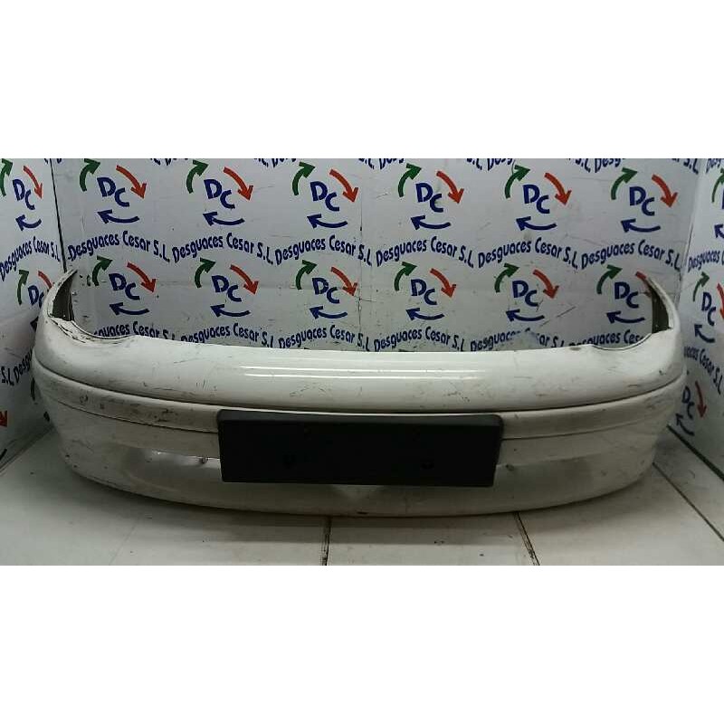 PARAGOLPES DELANTERO BLANCO 