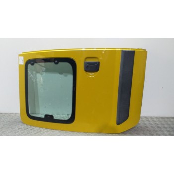PUERTA TRASERA DERECHA AMARILLO 