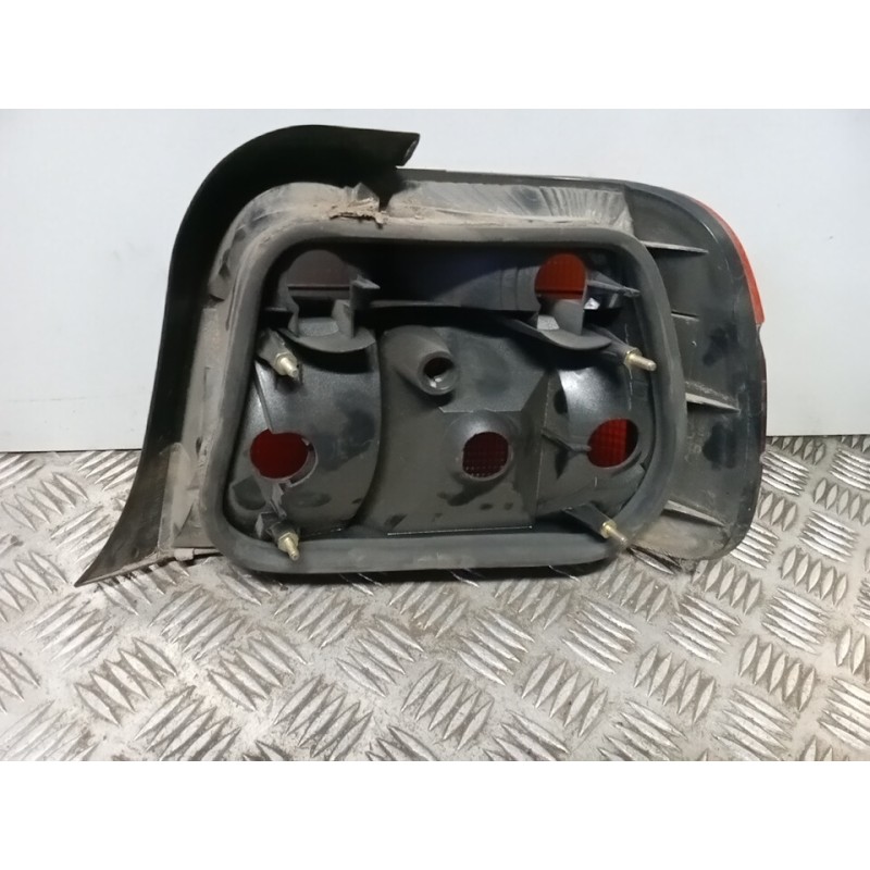PILOTO TRASERO IZQUIERDO  - imagen 2
