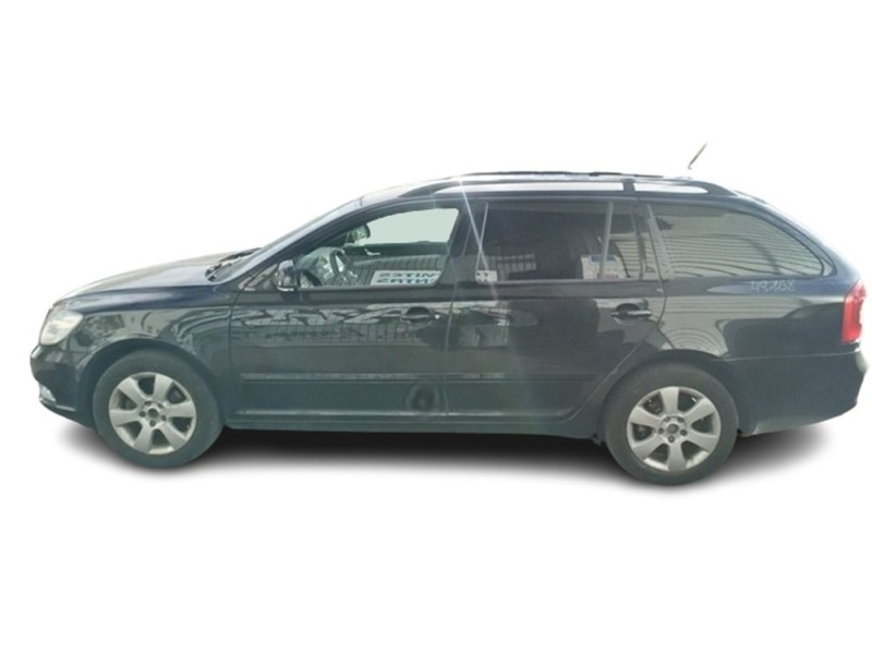 skoda octavia berlina (1z3) del año 2010