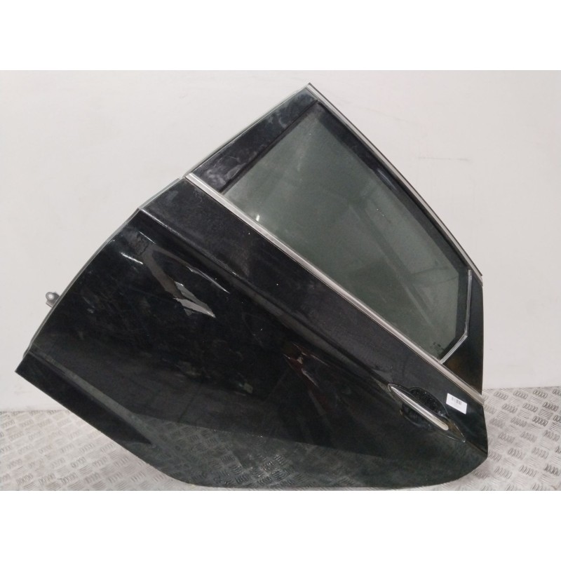 PUERTA TRASERA IZQUIERDA 770033Z300 NEGRO - imagen 1