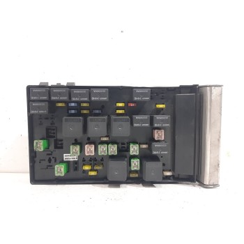CAJA RELES / FUSIBLES 05144589AF 