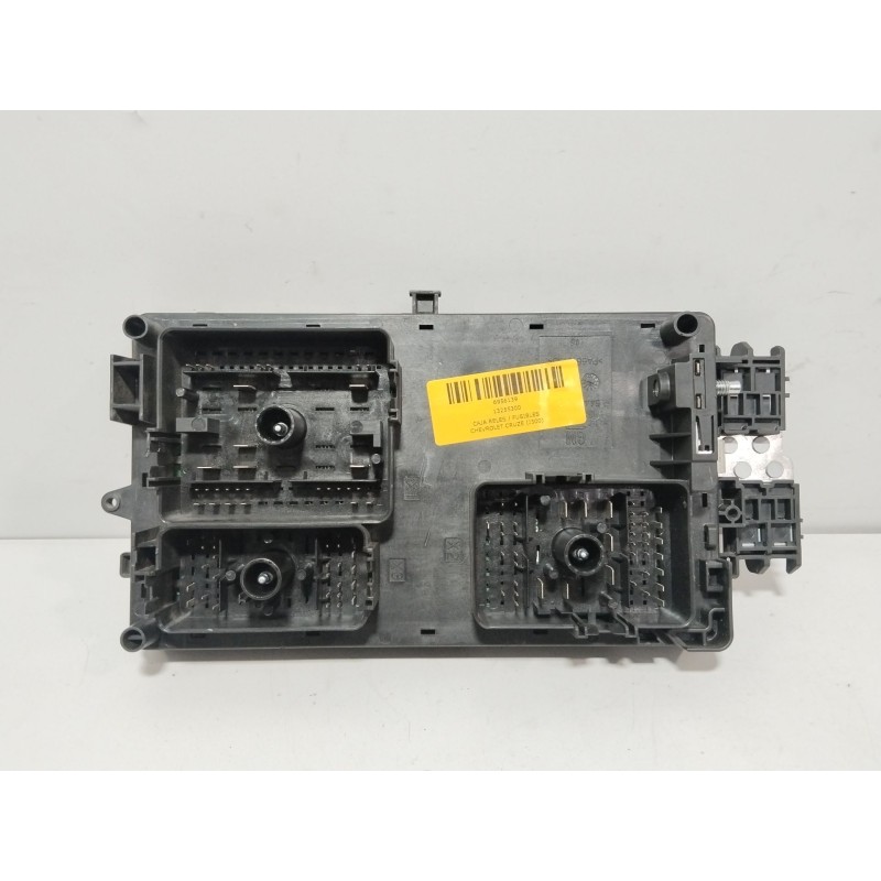 CAJA RELES / FUSIBLES 13255300  - imagen 2