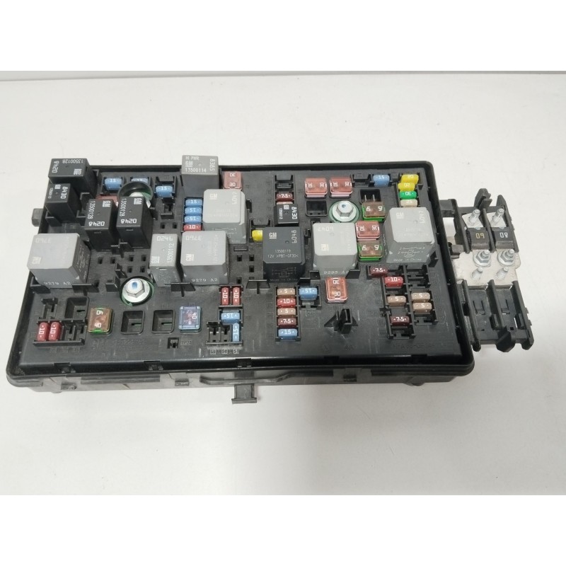 CAJA RELES / FUSIBLES 13255300  - imagen 3