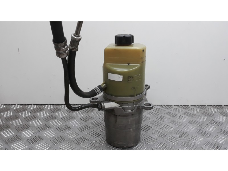 Recambio de bomba direccion para ford focus c-max (cap) ambiente (d) referencia OEM IAM 1743471  