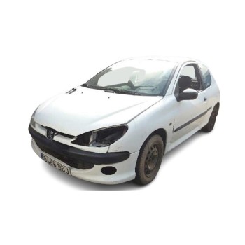 PEUGEOT 206 BERLINA