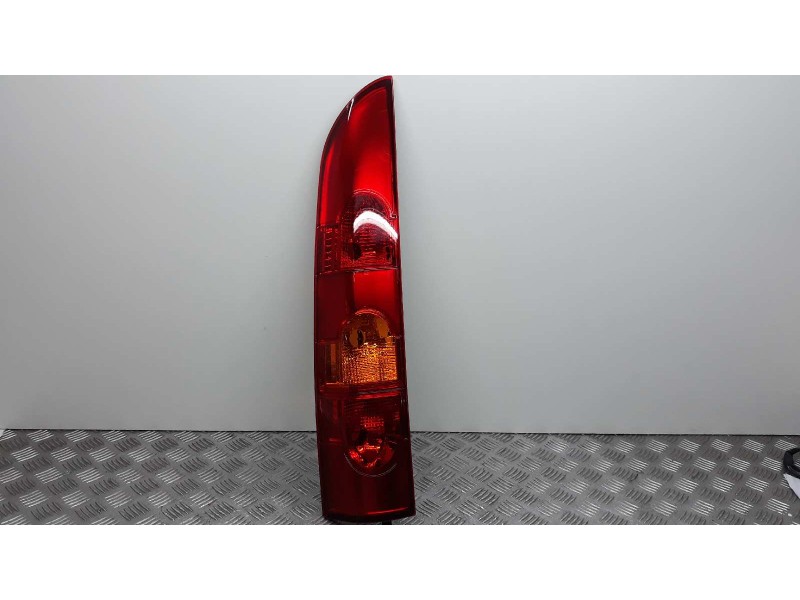 Recambio de piloto trasero izquierdo para renault kangoo (f/kc0) expression referencia OEM IAM 16806633   Recambio de piloto trasero izquierdo para renault kangoo (f/kc0) expression referencia OEM IAM 16806633