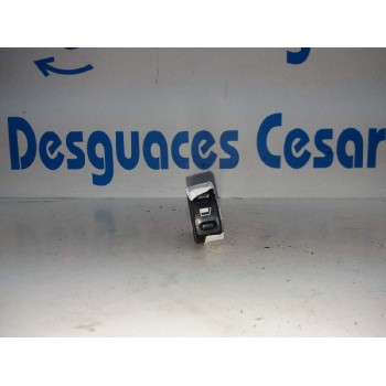 MANDO ELEVALUNAS DELANTERO DERECHO 