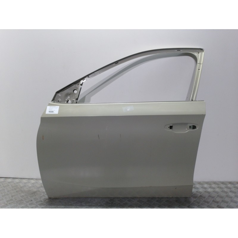 Recambio de puerta delantera izquierda para skoda fabia active referencia OEM IAM 6V0831051A  