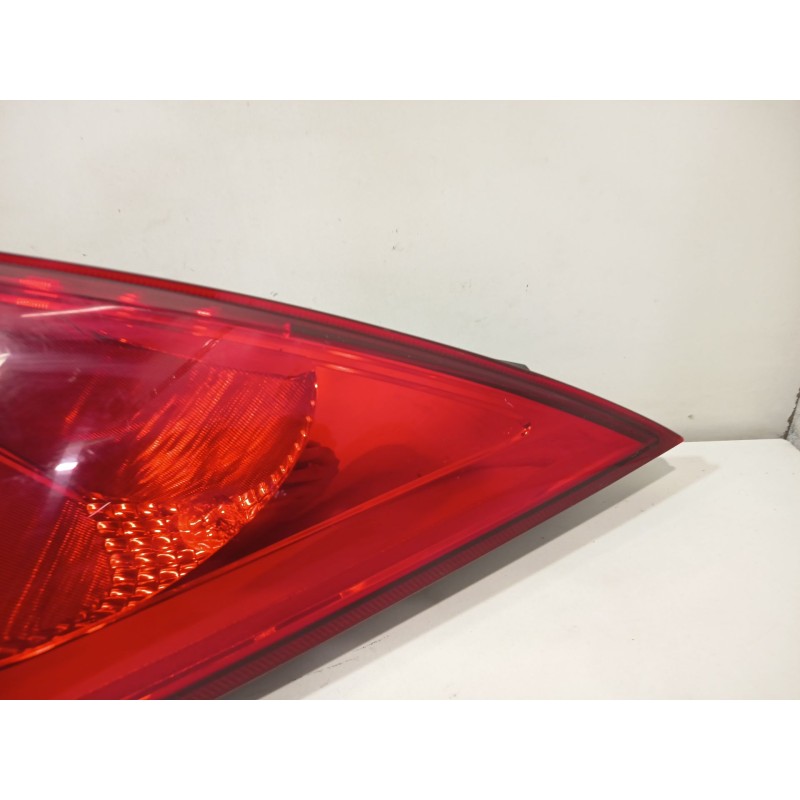 PILOTO TRASERO DERECHO 924022L010  - imagen 3