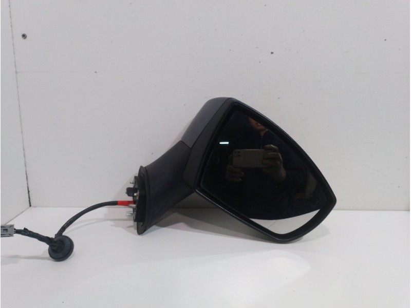 Recambio de retrovisor derecho para ford ecosport trend referencia OEM IAM 8V4117682GG  