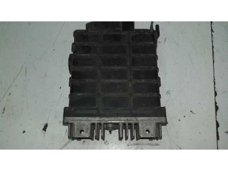 Recambio de centralita motor uce para volkswagen passat berlina (3a2) 1.8 referencia OEM IAM 357907379 5673 