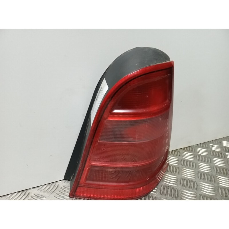 PILOTO TRASERO DERECHO 1688203064  - imagen 3