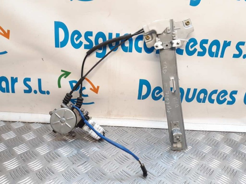 Recambio de elevalunas trasero derecho para kia shuma ii 1.6 ls berlina portón referencia OEM IAM    Recambio de elevalunas trasero derecho para kia shuma ii 1.6 ls berlina portón referencia OEM IAM