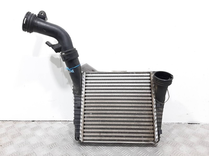 Recambio de intercooler para volkswagen touareg (7la) tdi v10 referencia OEM IAM   