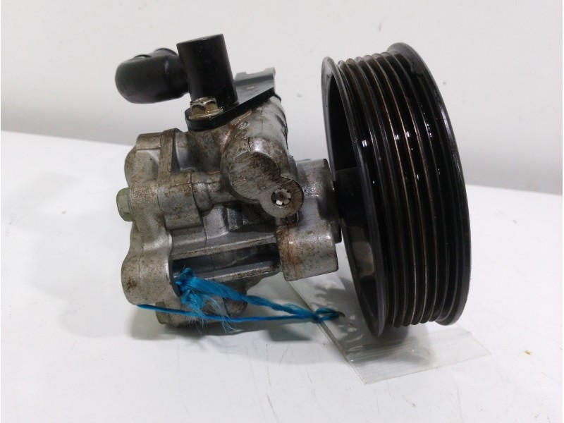 Recambio de bomba direccion para kia sorento 2.5 crdi active referencia OEM IAM 571003E101 6Y13C206 