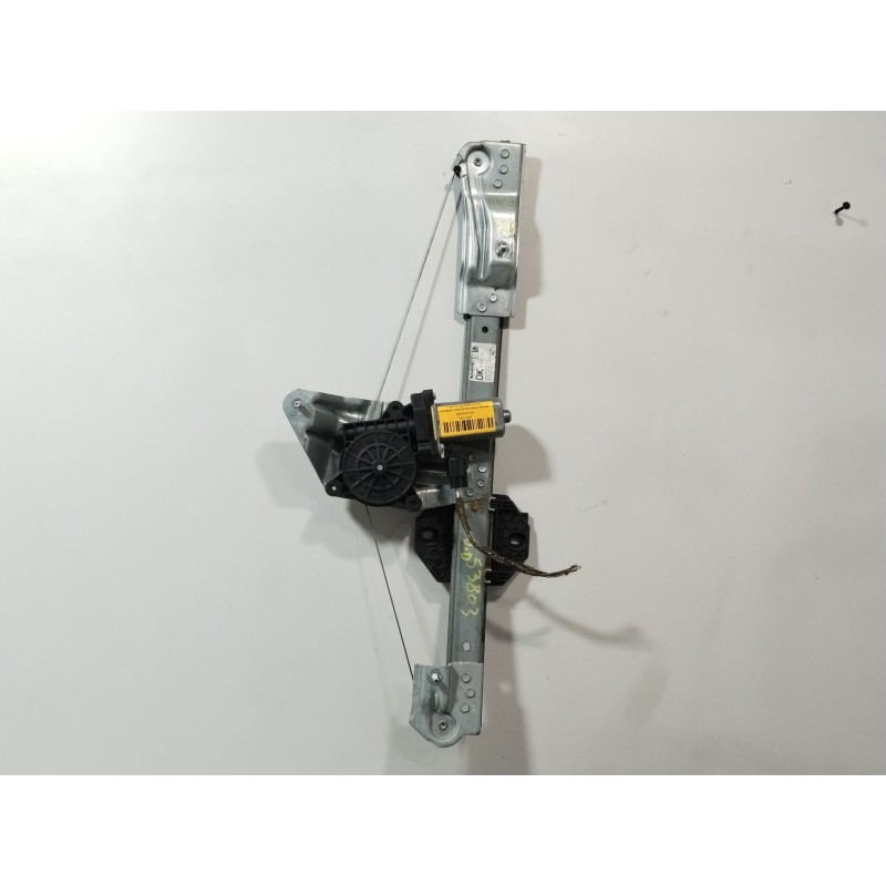 ELEVALUNAS DELANTERO DERECHO 807209299R  - imagen 1