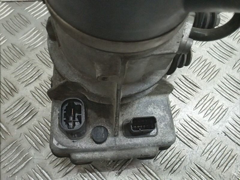 Recambio de bomba direccion para citroën c4 picasso lx plus referencia OEM IAM 9684252580  
