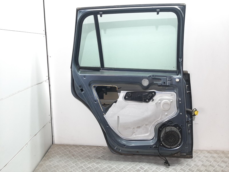 Recambio de puerta trasera izquierda para citroën c4 picasso lx plus referencia OEM IAM  GRIS 