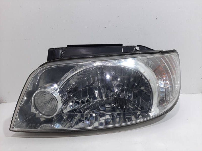 Recambio de faro izquierdo para hyundai matrix (fc) 1.8 gls referencia OEM IAM 92101170  