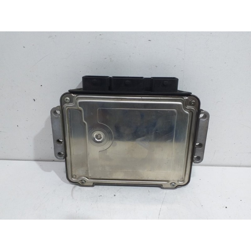 CENTRALITA MOTOR UCE 8200310863 0281011390  - imagen 2