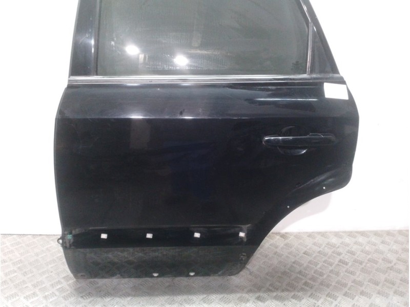 Recambio de puerta trasera izquierda para hyundai tucson (jm) 2,0 crdi vgt comfort full 4x2 referencia OEM IAM 770032E020 NEGRO 