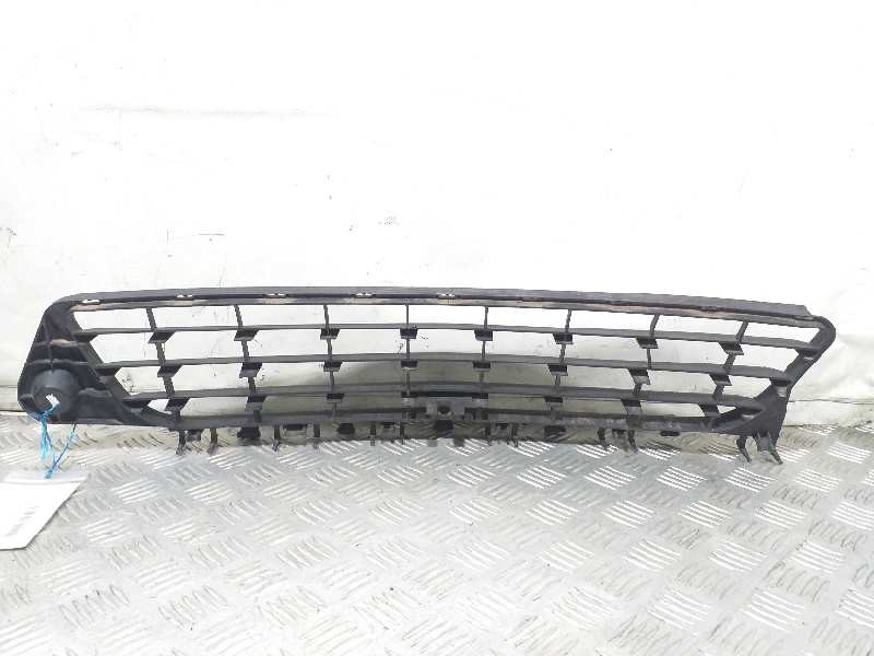 Recambio de rejilla delantera para opel signum básico referencia OEM IAM   