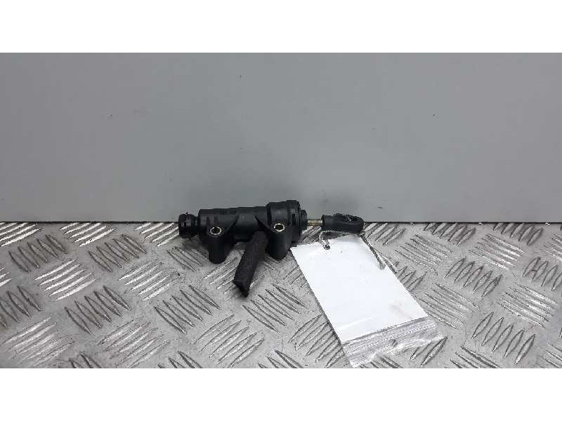 Recambio de bombin embrague para bmw serie 3 berlina (e46) 320d referencia OEM IAM 21521163899  