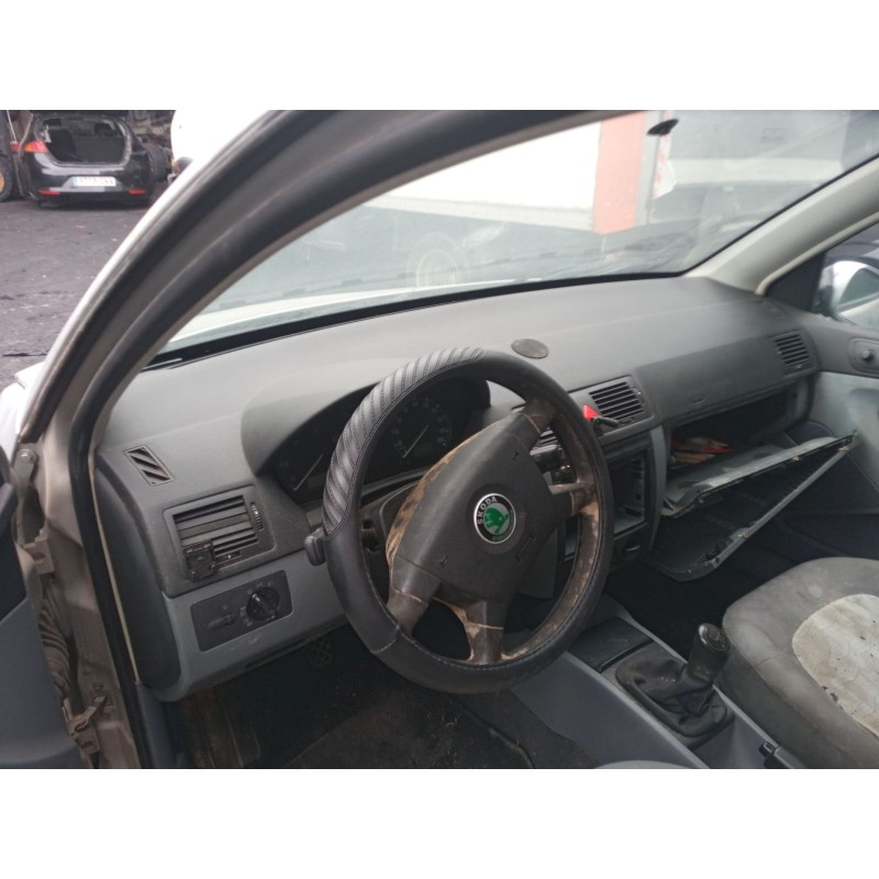 SKODA FABIA I (6Y2) - imagen 3