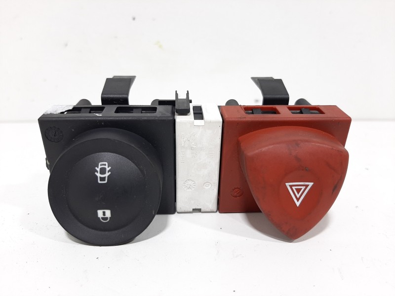 Recambio de warning para renault megane ii berlina 3p authentique referencia OEM IAM 8200095493  