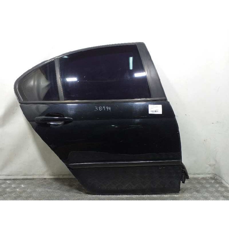 Recambio de puerta trasera derecha para bmw serie 3 berlina (e46) 320d referencia OEM IAM  NEGRA 