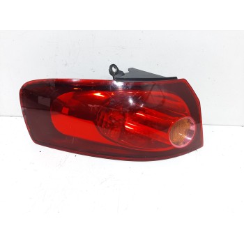 PILOTO TRASERO IZQUIERDO 01860G 