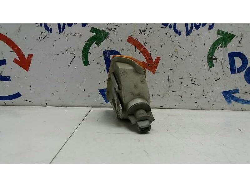 Recambio de piloto delantero derecho para volkswagen polo berlina (6n1) 1.3 referencia OEM IAM  39073 