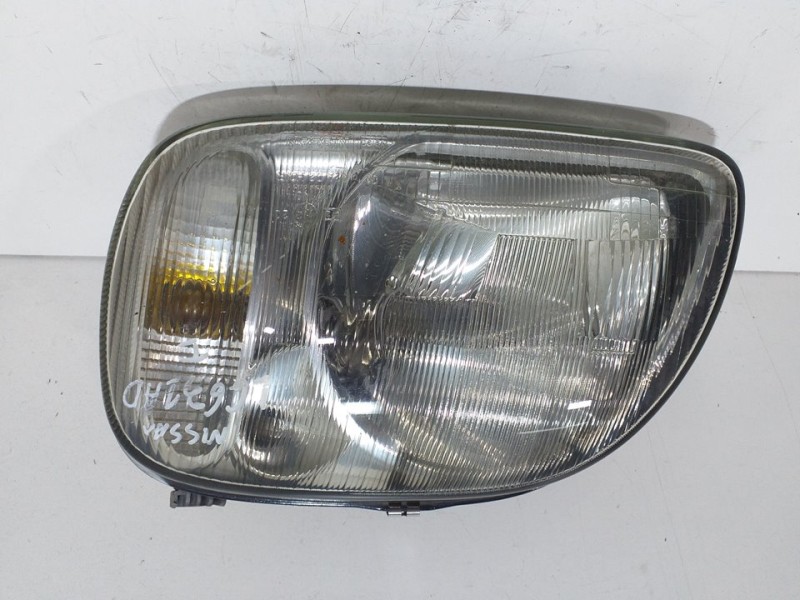 Recambio de faro izquierdo para nissan micra (k11) básico referencia OEM IAM   